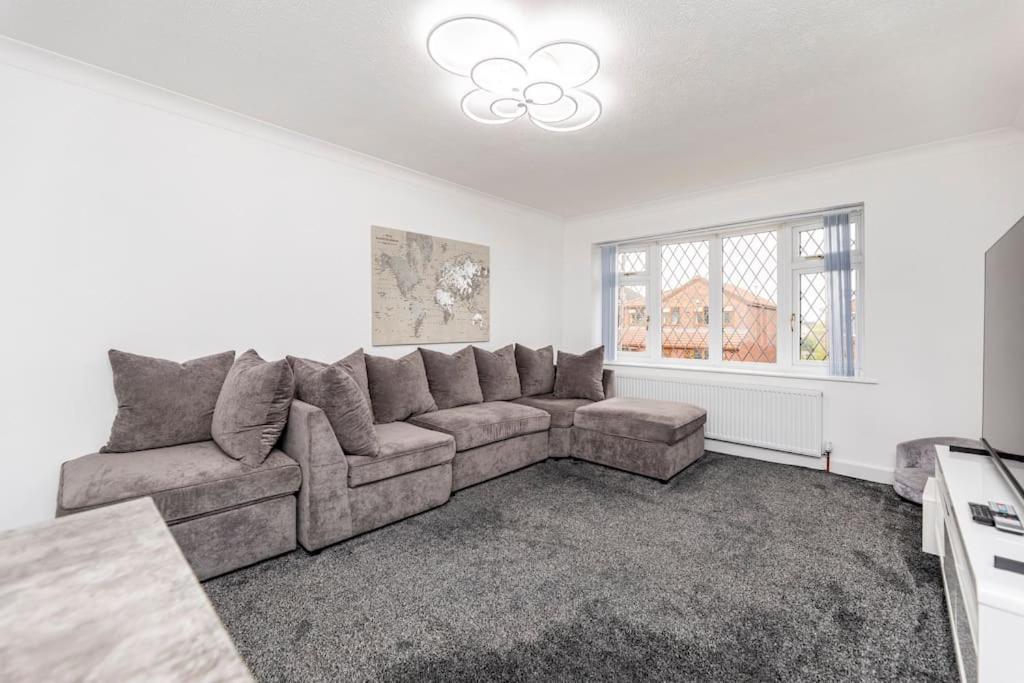 Luxurious Detached Bungalow Batley Dış mekan fotoğraf