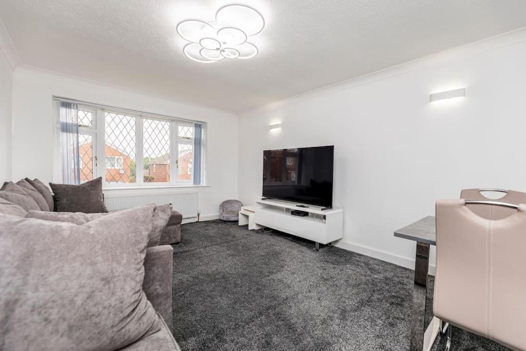 Luxurious Detached Bungalow Batley Dış mekan fotoğraf